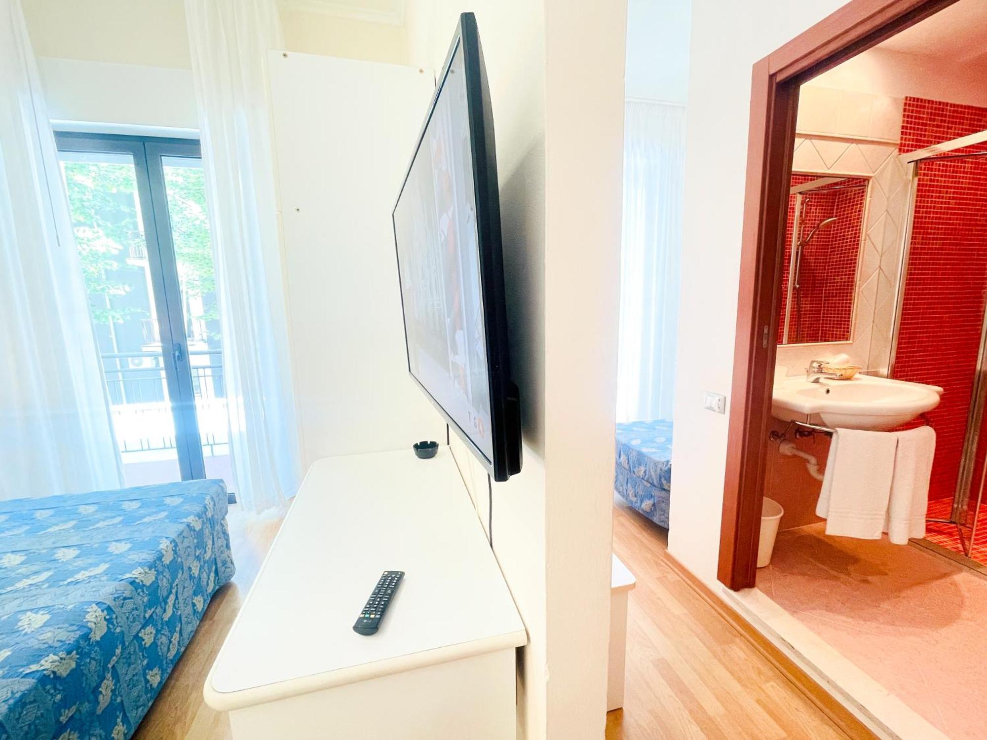 Hotel Bolognese Беллария-Иджеа-Марина Экстерьер фото