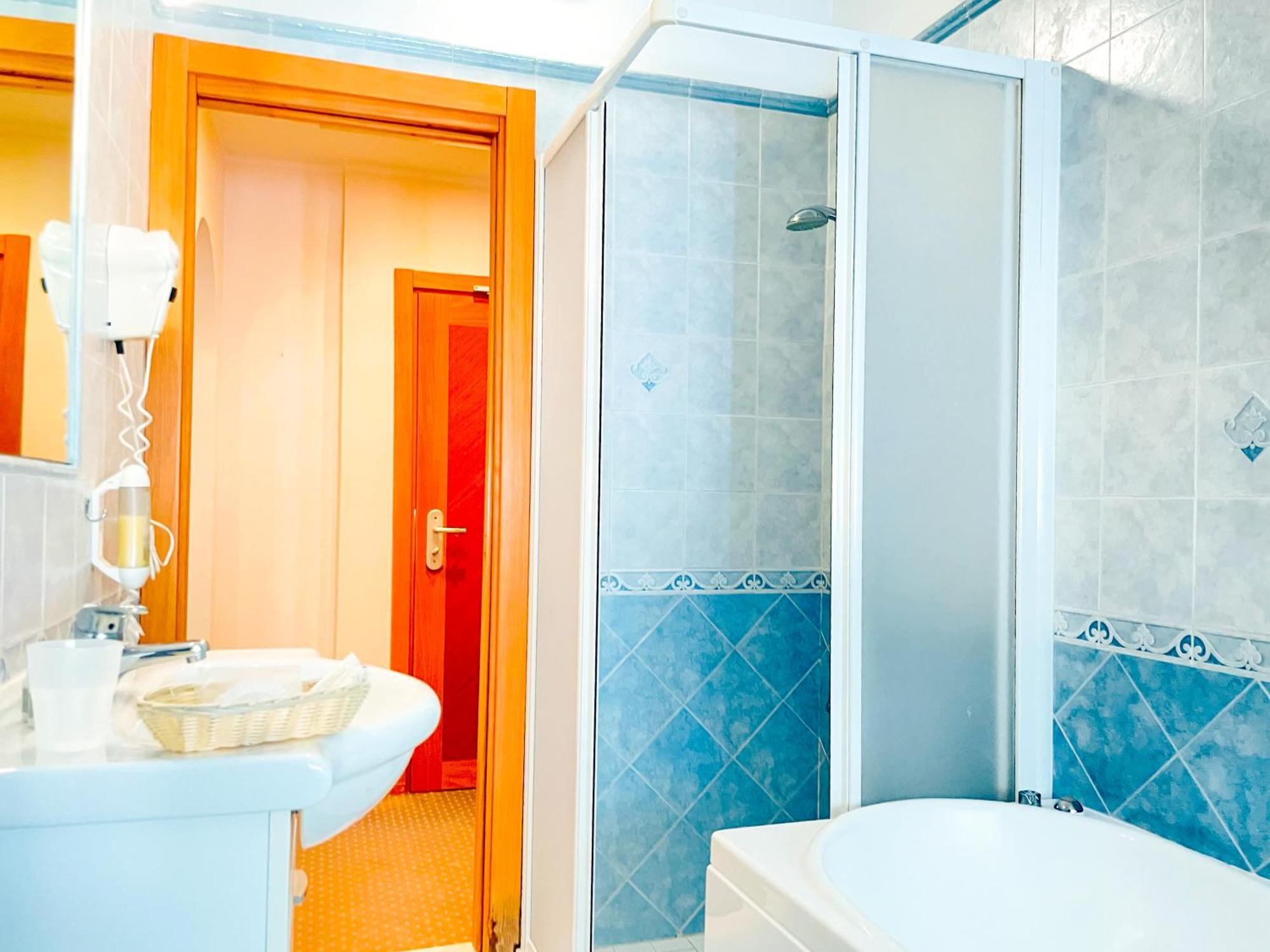 Hotel Bolognese Беллария-Иджеа-Марина Экстерьер фото